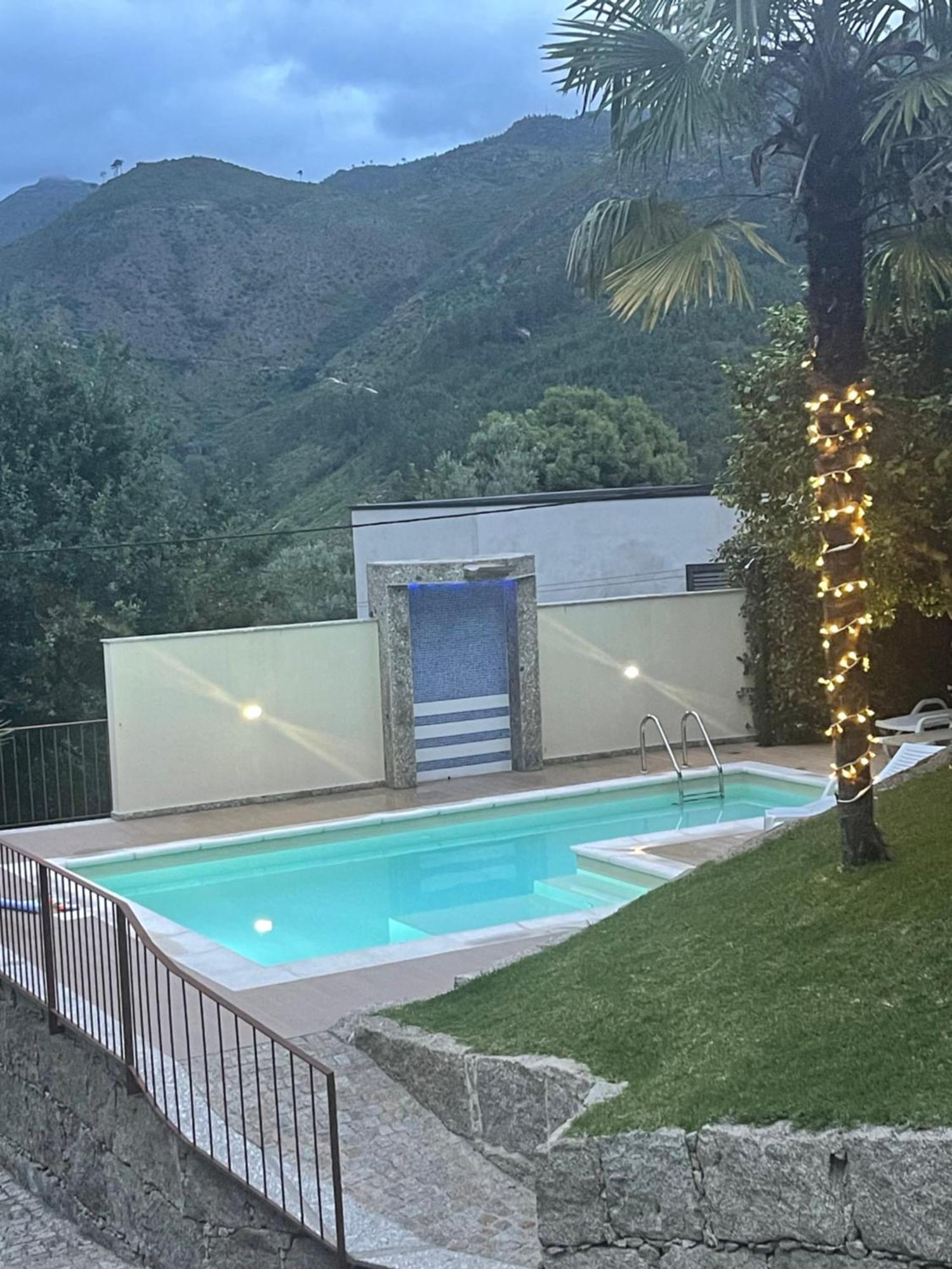 Casa Do Fijogo No Geres Avec Piscine * Rio Caldo